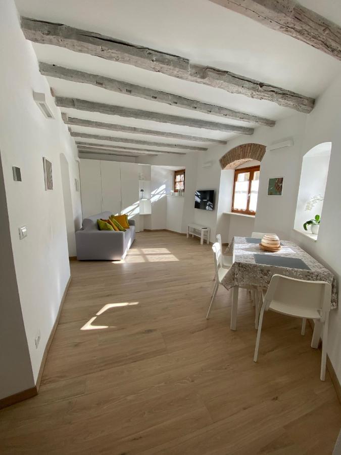 Appartamento Borgo San Tomaso, Tra Storia E Natura Rovereto  Eksteriør billede