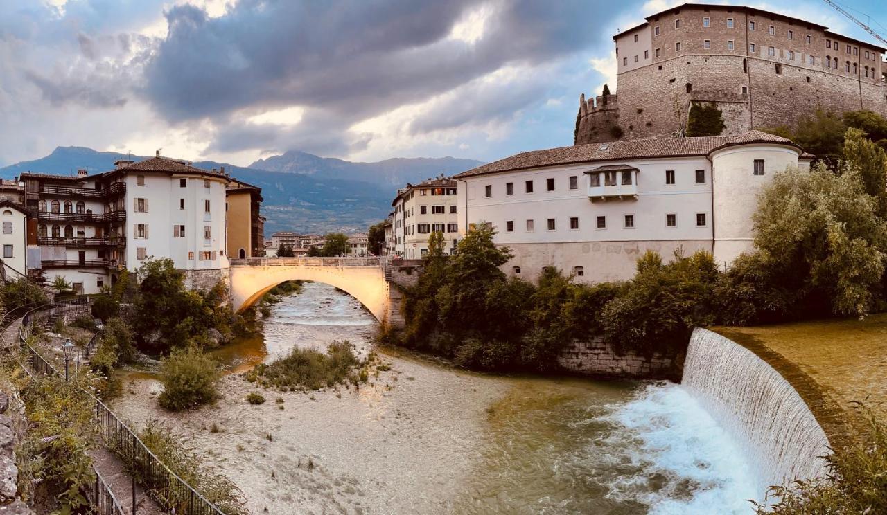 Appartamento Borgo San Tomaso, Tra Storia E Natura Rovereto  Eksteriør billede