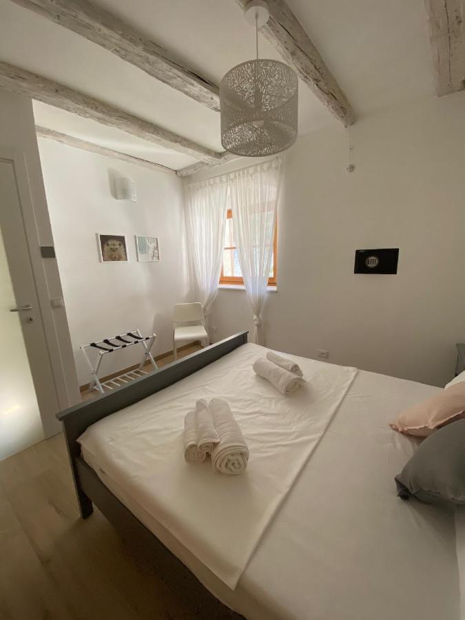 Appartamento Borgo San Tomaso, Tra Storia E Natura Rovereto  Eksteriør billede
